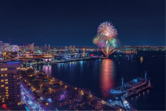 横浜の花火の写真